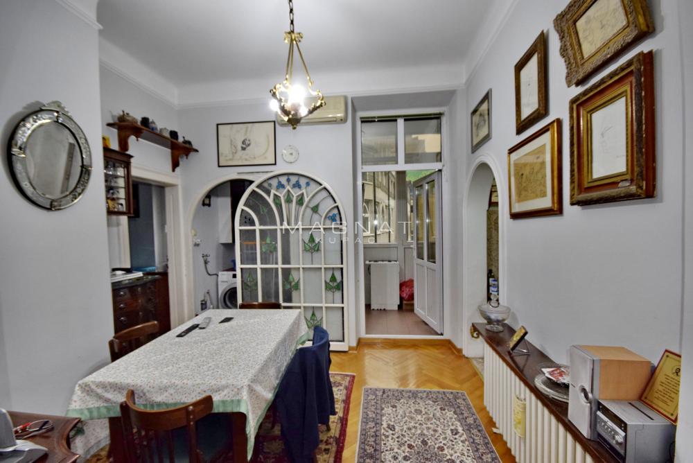 Centar - lux - salonski stan - Gospodar Jevremova ID#4462