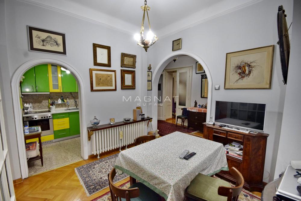 Centar - lux - salonski stan - Gospodar Jevremova ID#4462