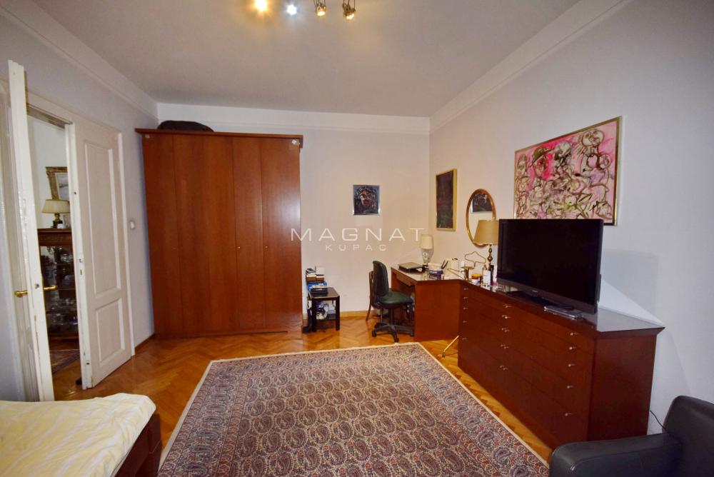 Centar - lux - salonski stan - Gospodar Jevremova ID#4462