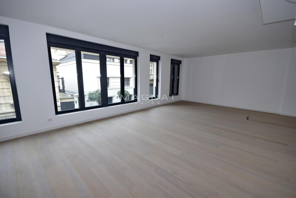 Lux novogradnja u blizini Narodnog pozorišta ID#5189