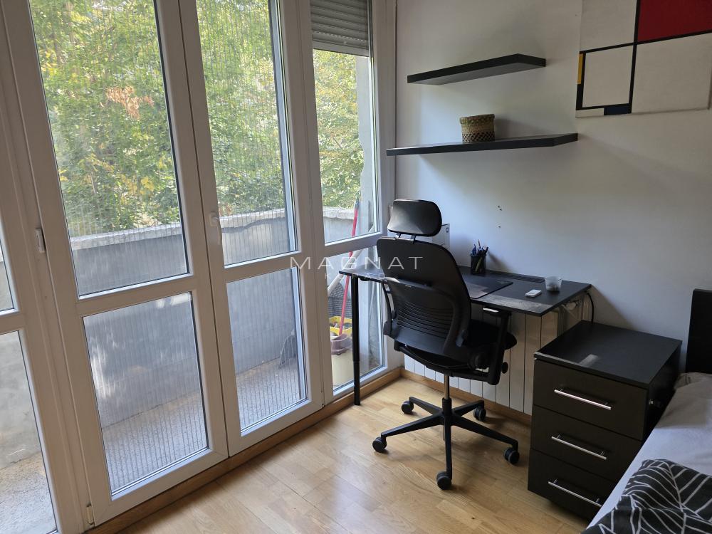 Karađorđev trg-Kej-2.0 renoviran ID#5293