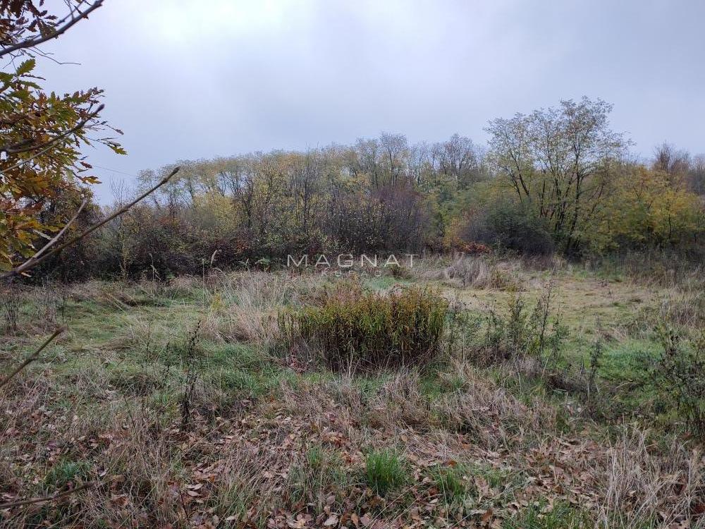 Plac Kosmaj - građevinsko zemljište, Nemenikuće ID#5367