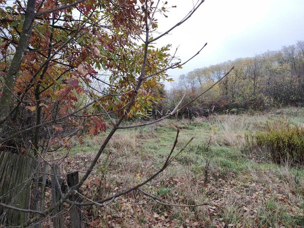 Plac Kosmaj - građevinsko zemljište, Nemenikuće ID#5367