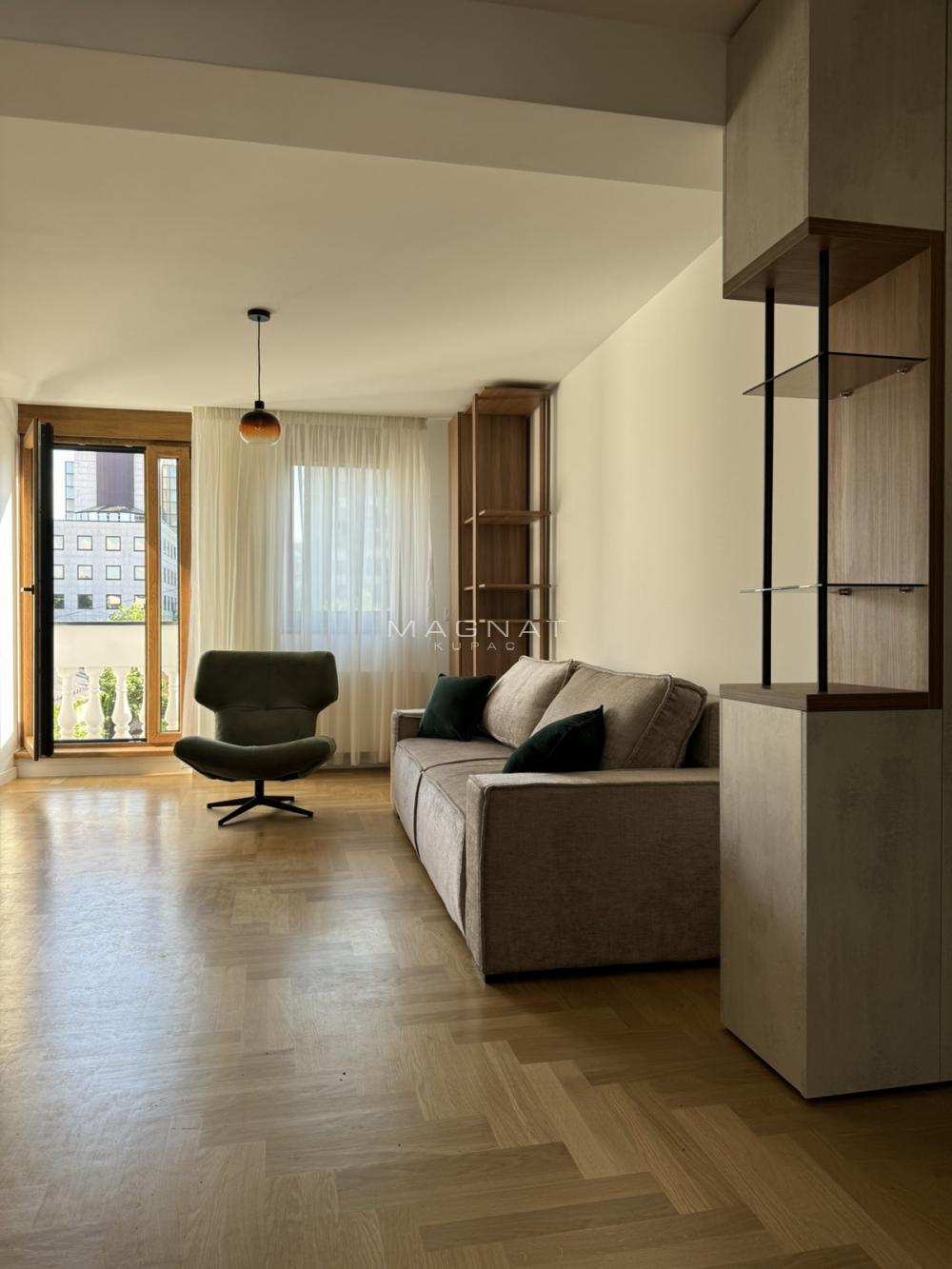 Komforan stan u Skender Begovoj - 3,0-soban ID#5373