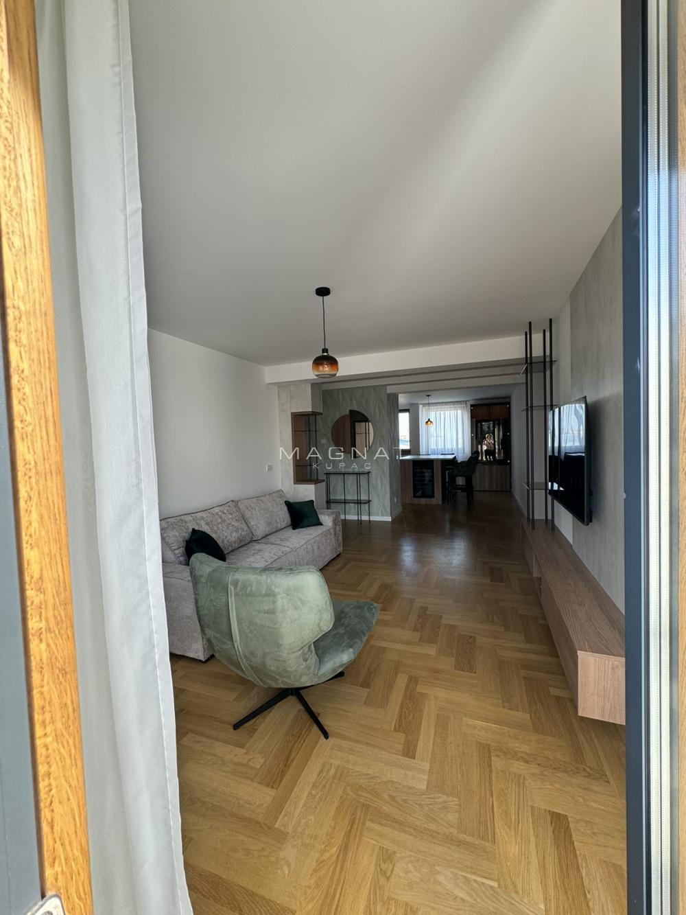 Komforan stan u Skender Begovoj - 3,0-soban ID#5373