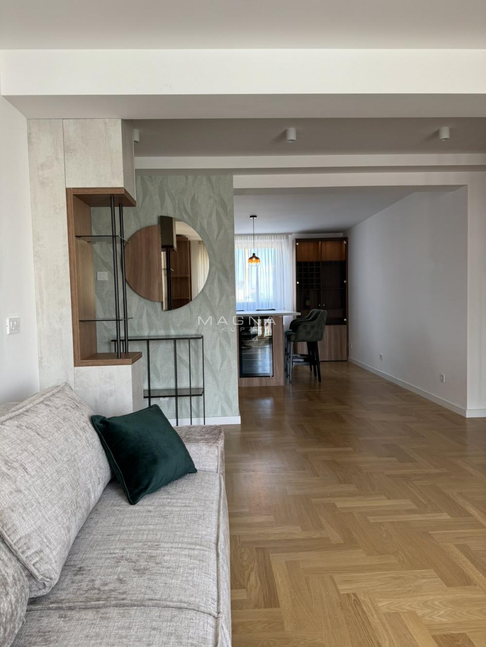 Komforan stan u Skender Begovoj - 3,0-soban ID#5373