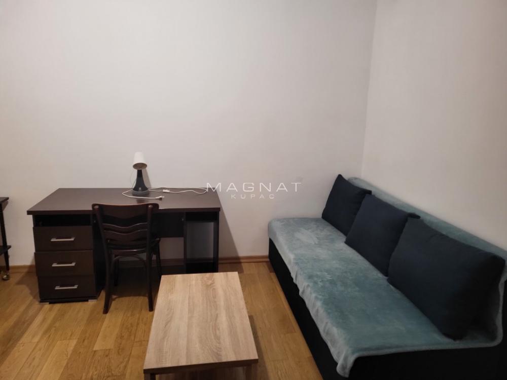 Centar - Maršala Birjuzova, sa parking mestom ID#5379