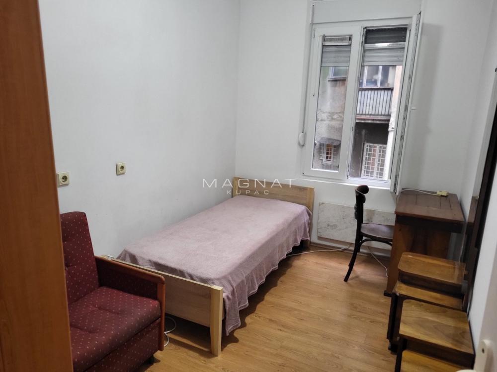 Centar - Maršala Birjuzova, sa parking mestom ID#5379