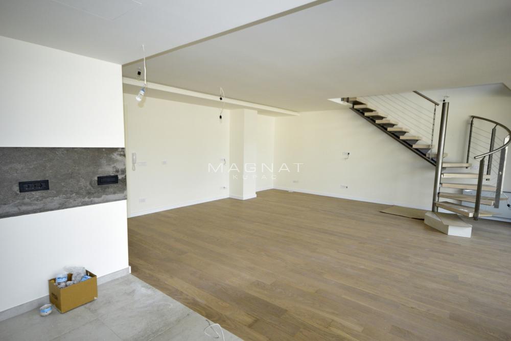 Voždovac - Admirala Vukovića ID#5380