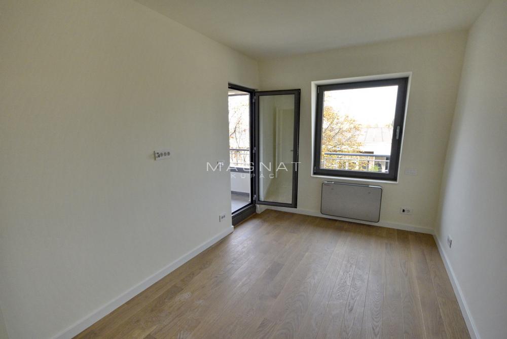 Voždovac - Admirala Vukovića ID#5380