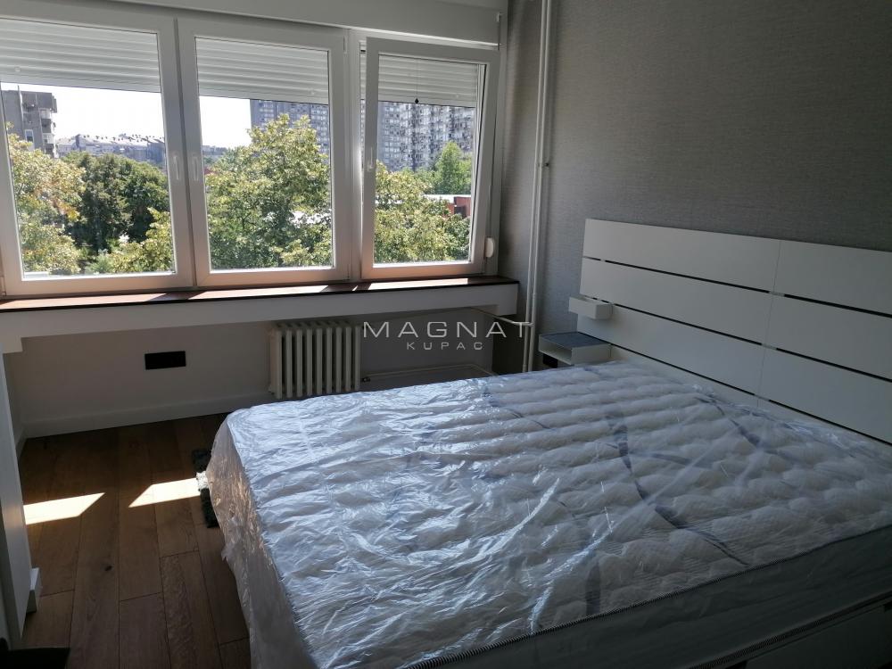 Blok 23-kod Arene, luksuzan trosoban ID#5455