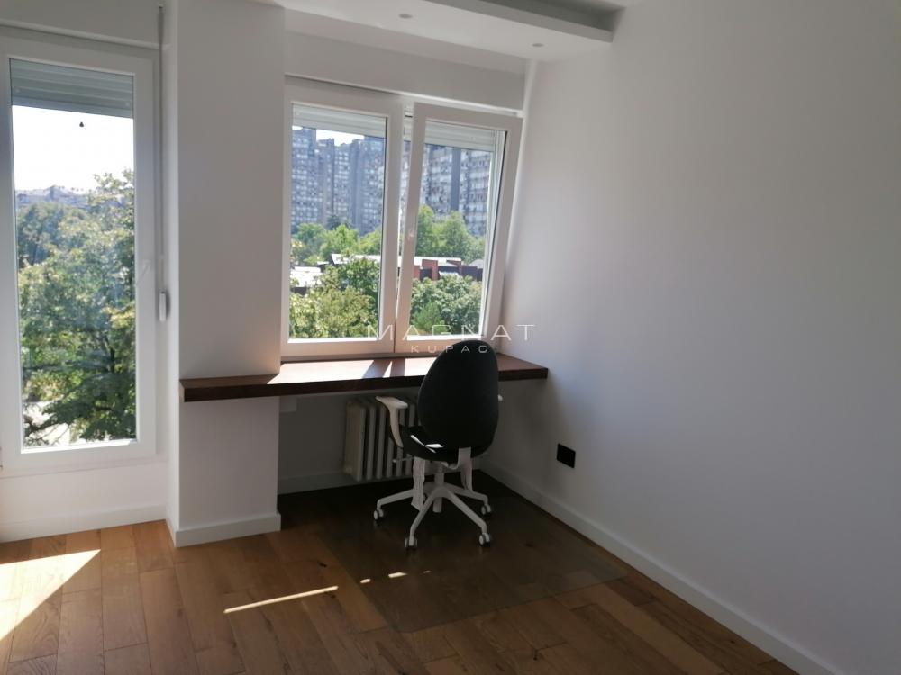 Blok 23-kod Arene, luksuzan trosoban ID#5455