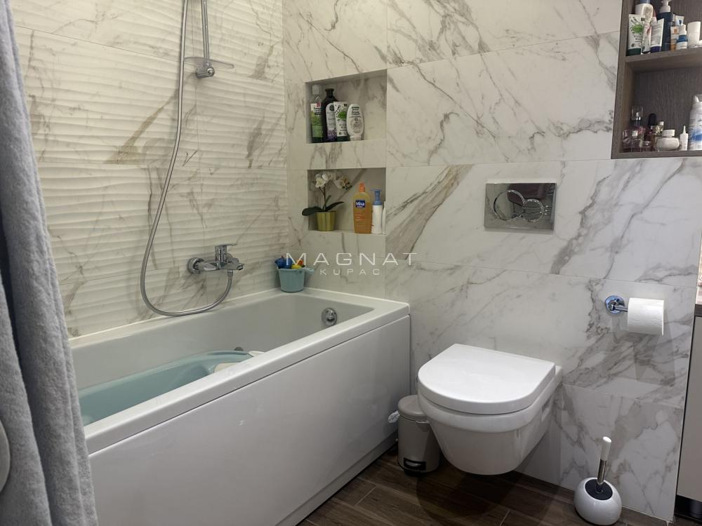 Vračar - Lux - Nov- garaža ID#5472