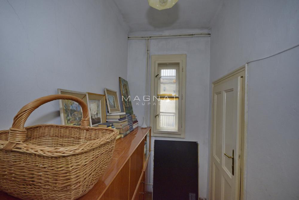 Salonski troiposoban stan – Admirala Geprata, kod Beograđanke ID#5476