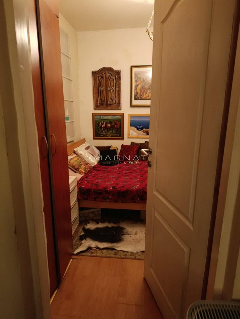 Novi Beograd, jednoiposoban stan kod Fontane ID#5486